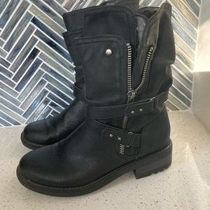 Carlos black Moto boot- Size 8